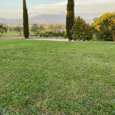 Casale In Collina Vista Assisi,brufa Di Torgiano *