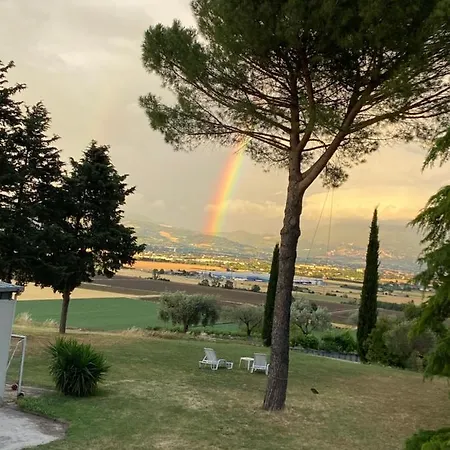 Casale In Collina Vista Assisi,brufa Di Torgiano Brufa